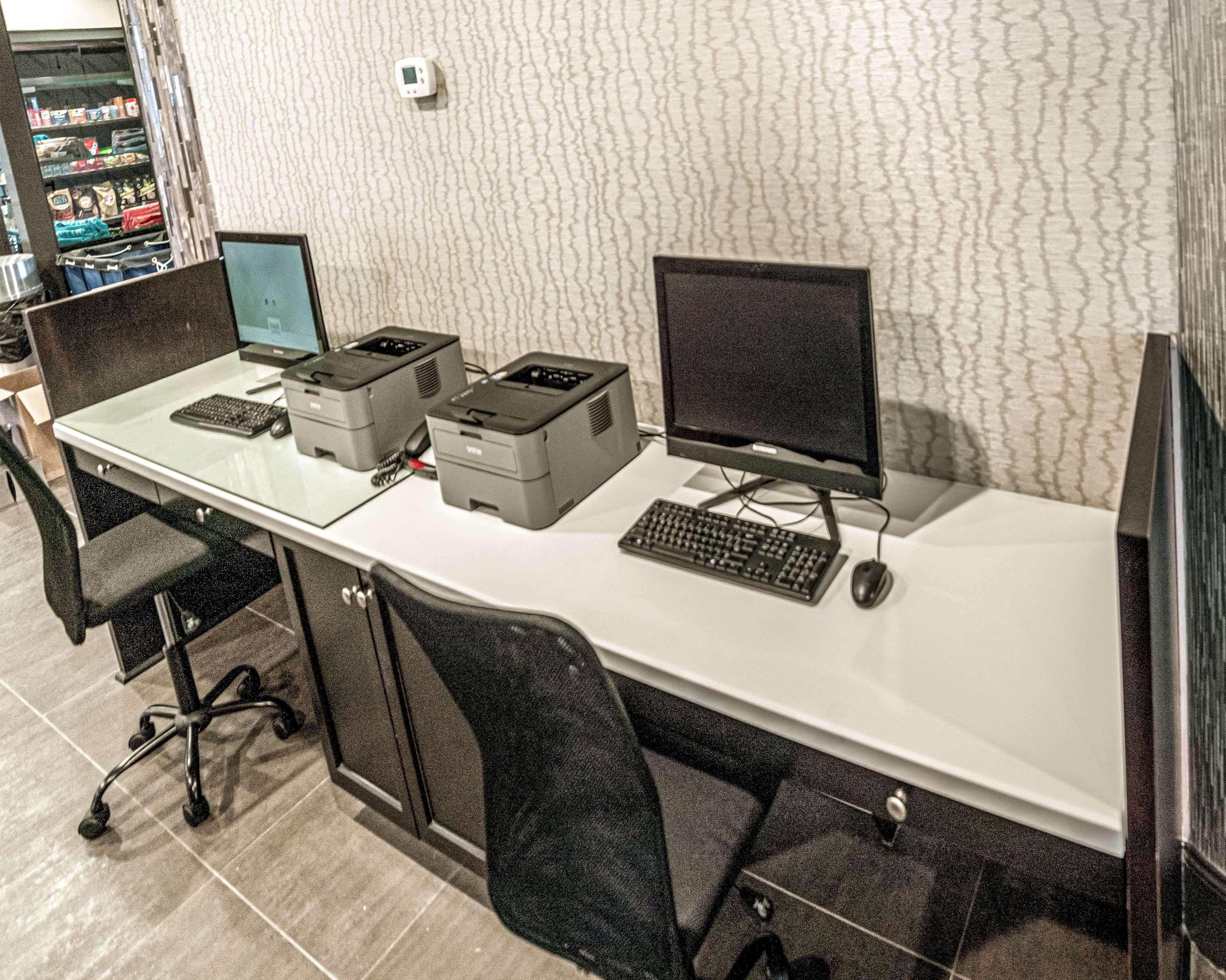 מורהד סיטי Bask Hotel At Big Rock Landing מראה חיצוני תמונה