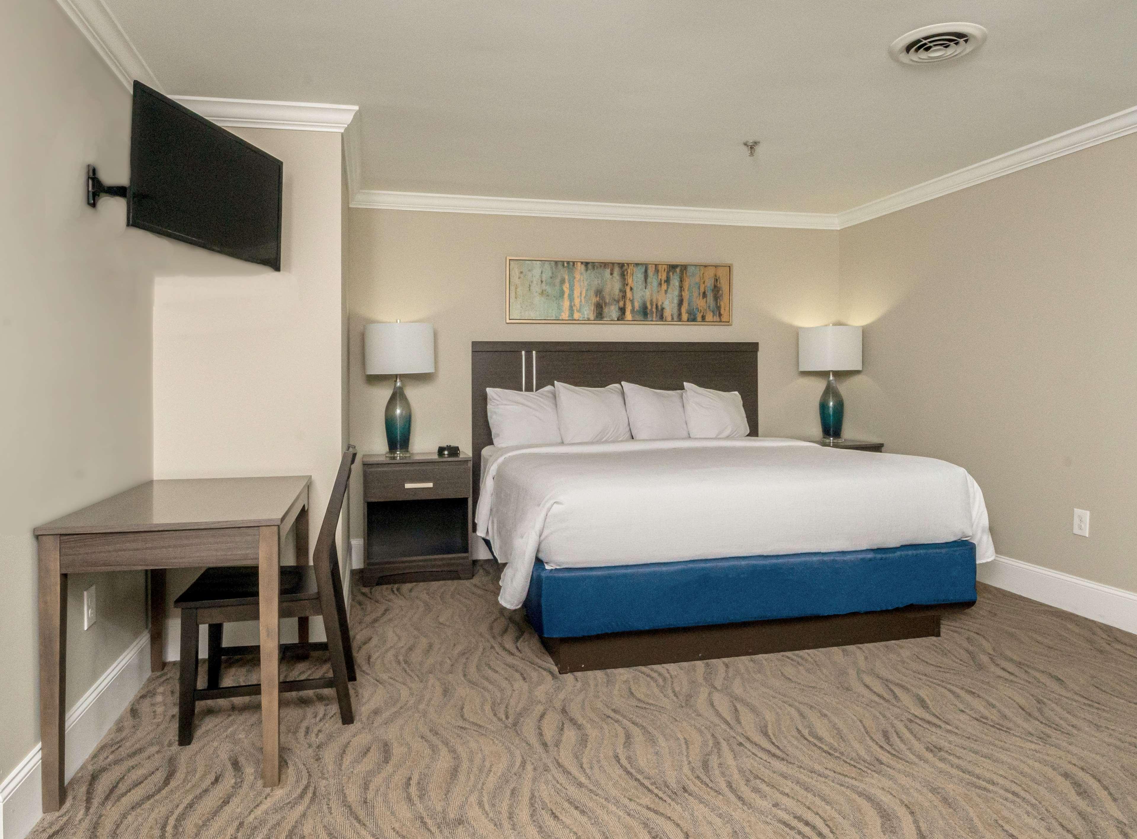 מורהד סיטי Bask Hotel At Big Rock Landing מראה חיצוני תמונה