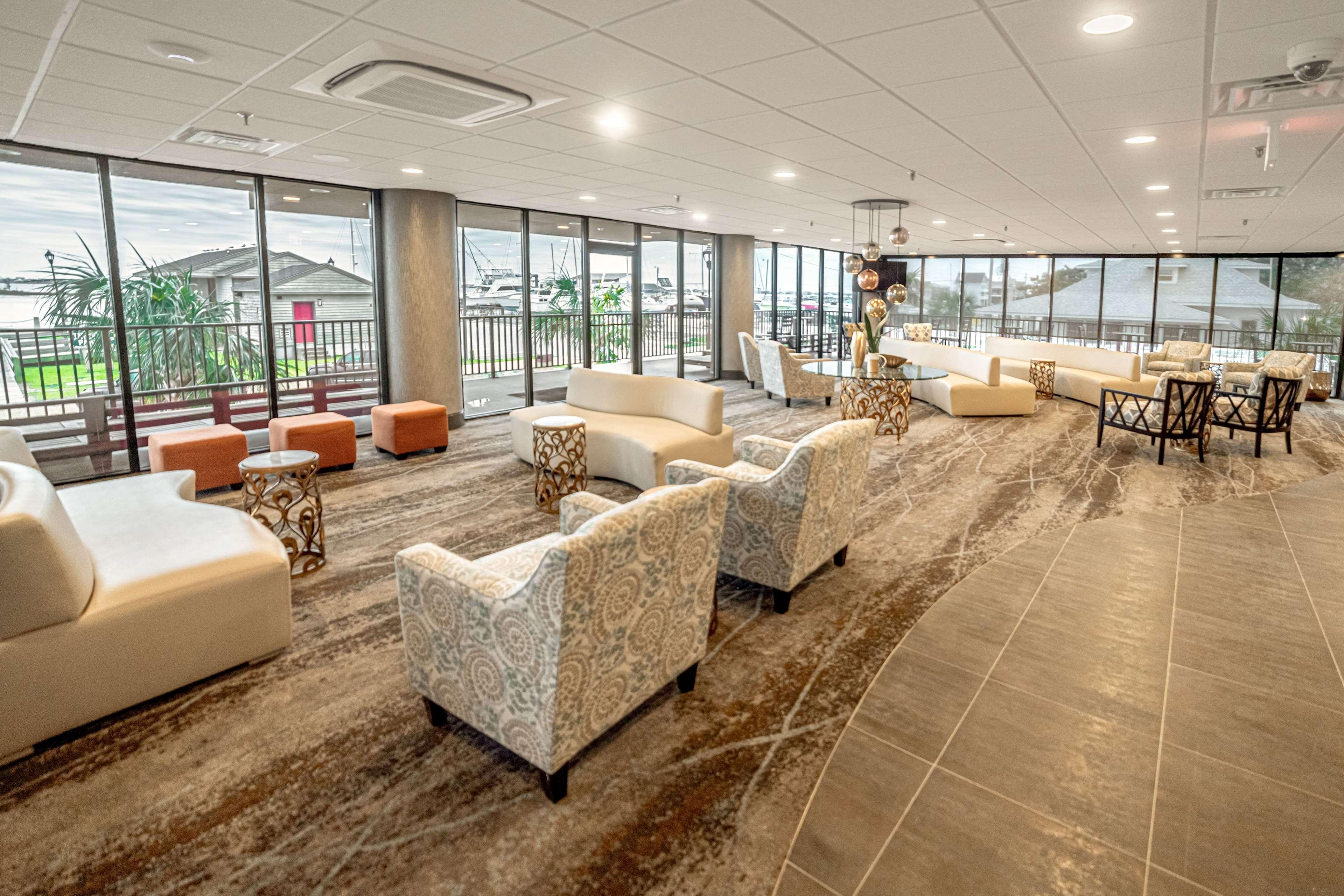 מורהד סיטי Bask Hotel At Big Rock Landing מראה חיצוני תמונה