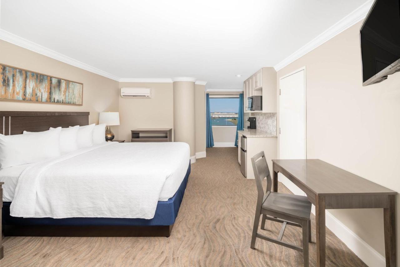 מורהד סיטי Bask Hotel At Big Rock Landing מראה חיצוני תמונה